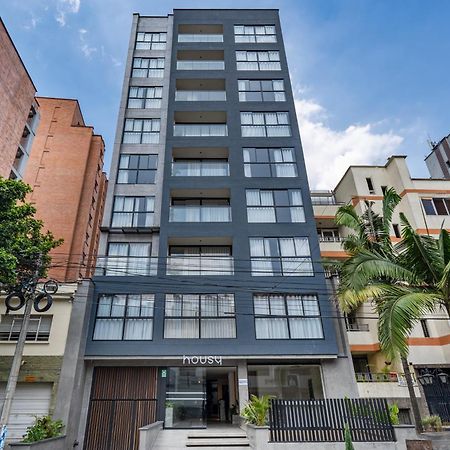 Apartamentos Housy Laureles Medellin Exterior photo
