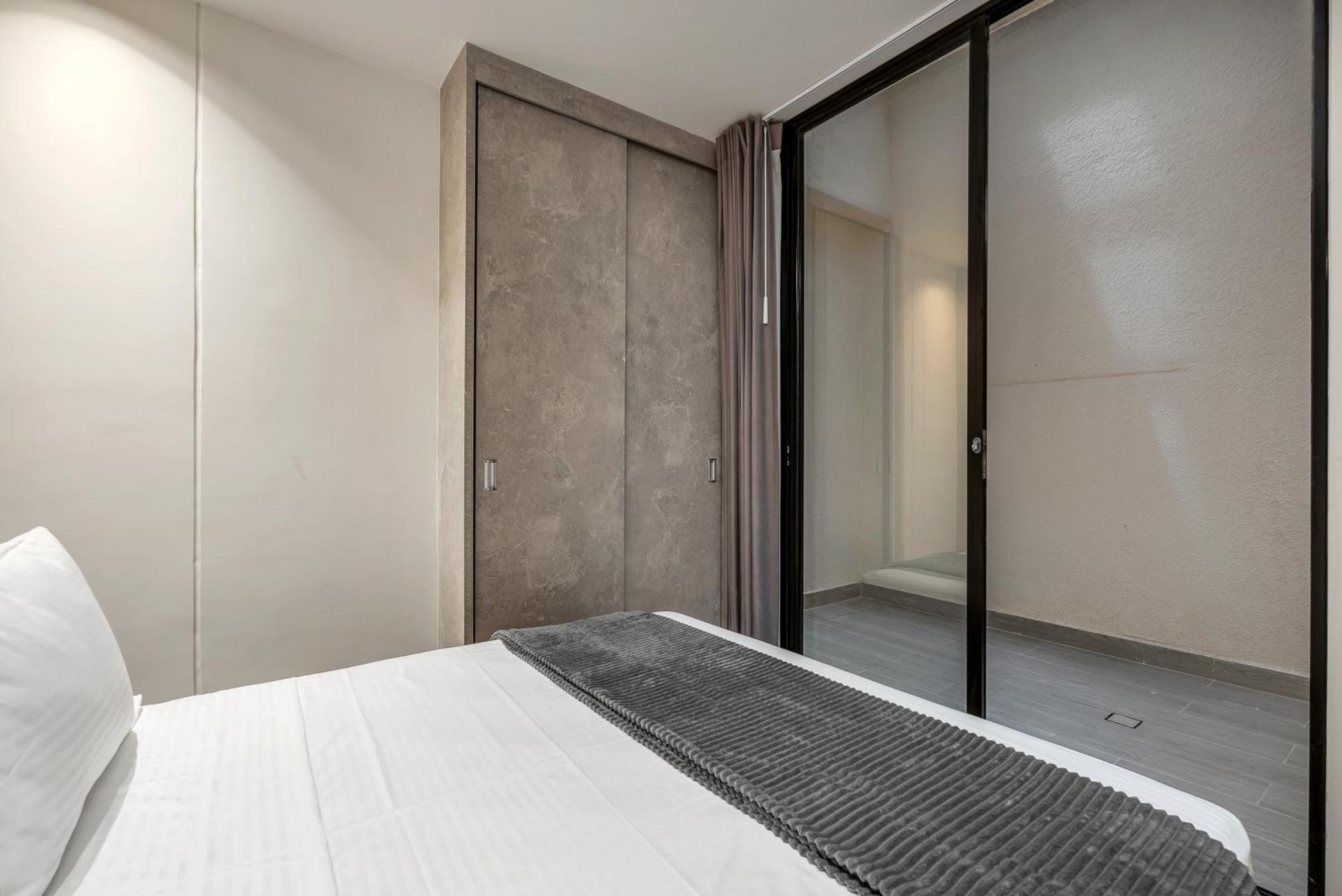 Apartamentos Housy Laureles Medellin Exterior photo
