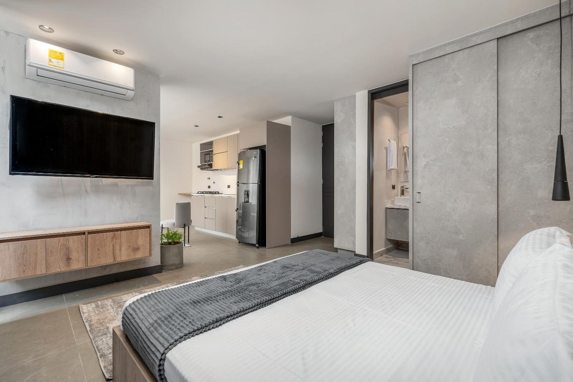 Apartamentos Housy Laureles Medellin Exterior photo