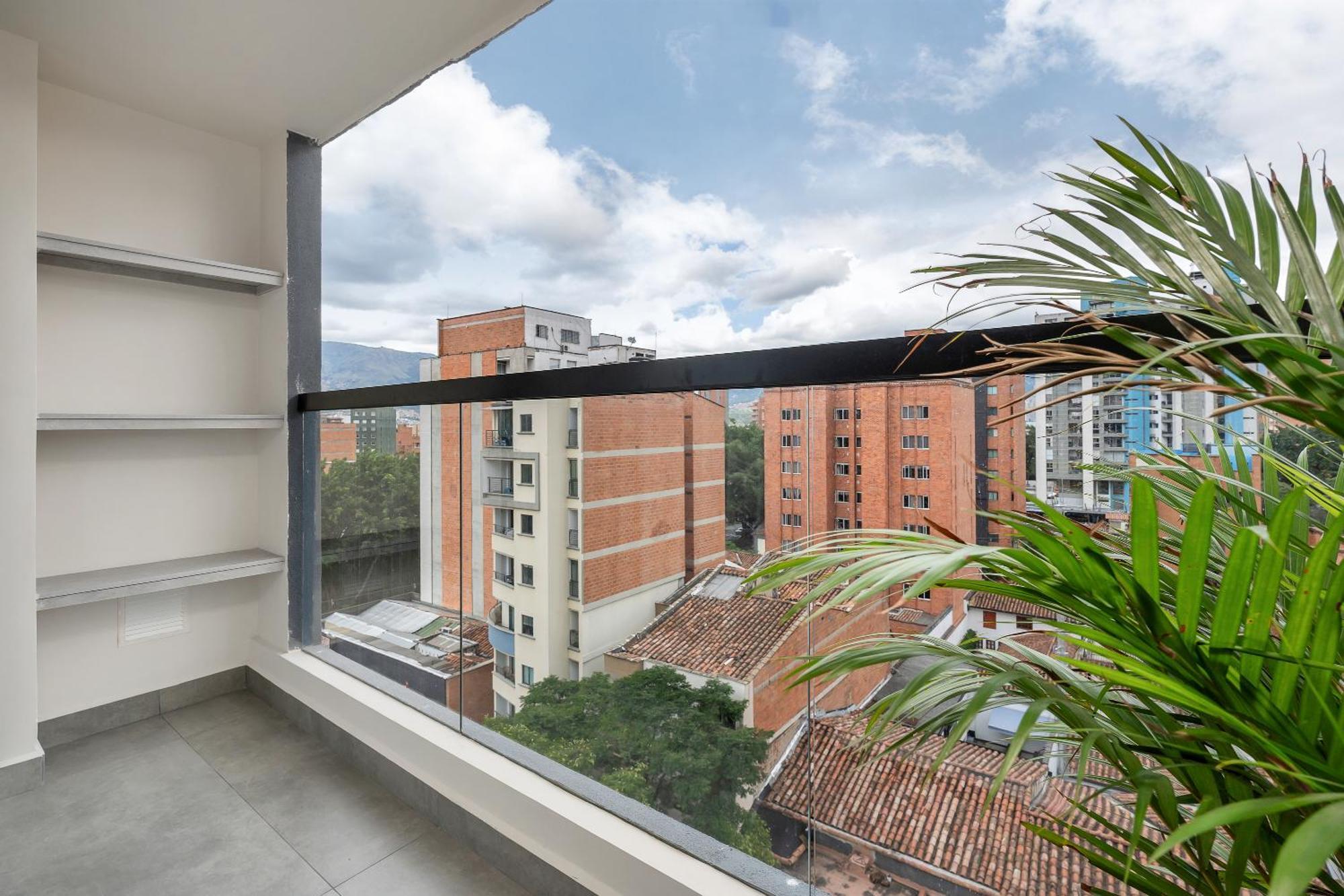 Apartamentos Housy Laureles Medellin Exterior photo