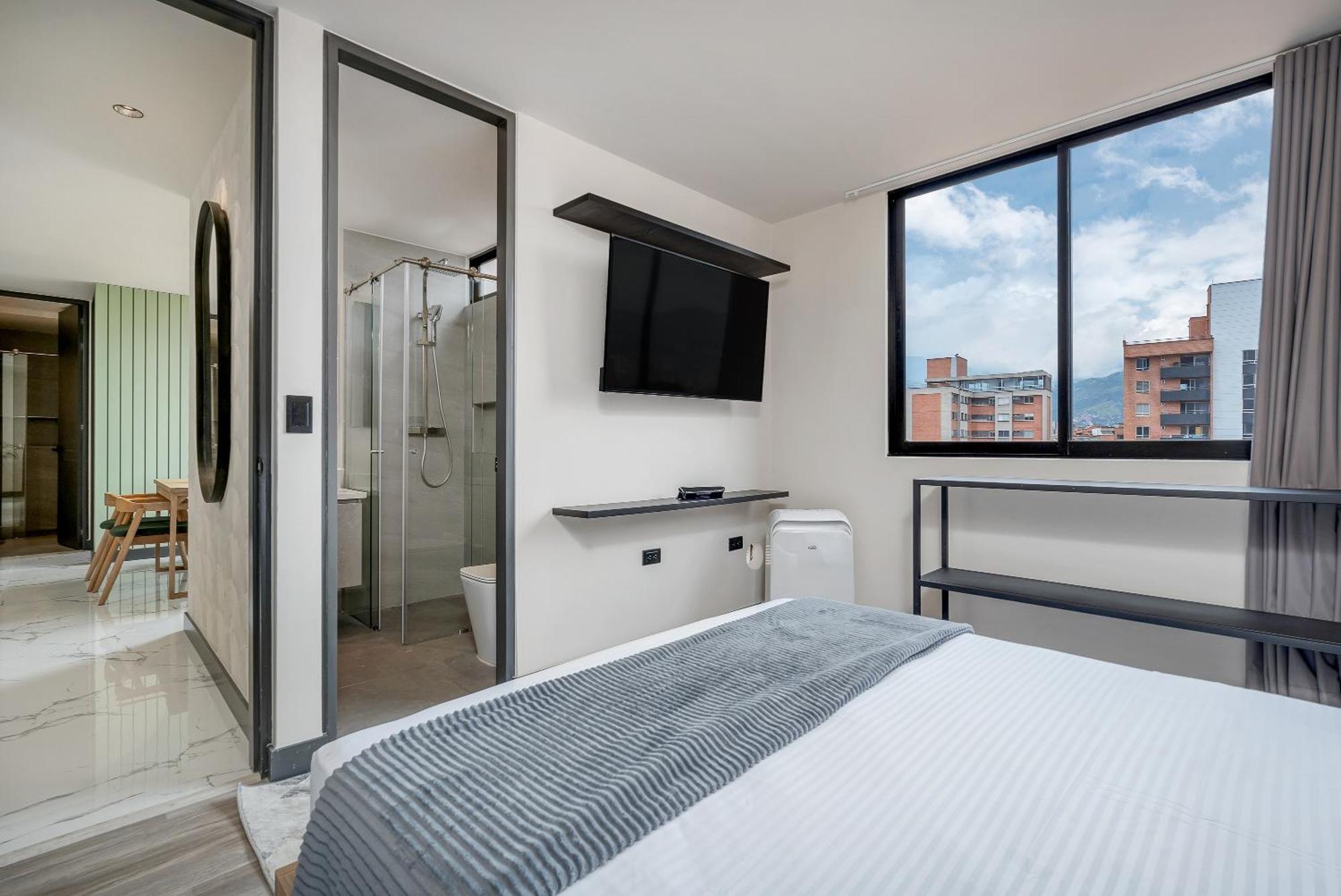 Apartamentos Housy Laureles Medellin Exterior photo